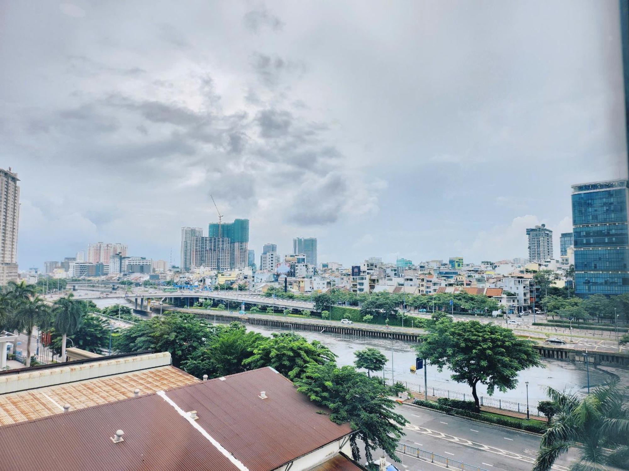 View, 1km To Center, Br & Sofa Bed, Free Gym Appartement *